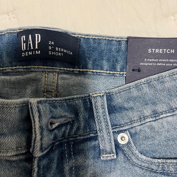 Short - Picture 3 of 3